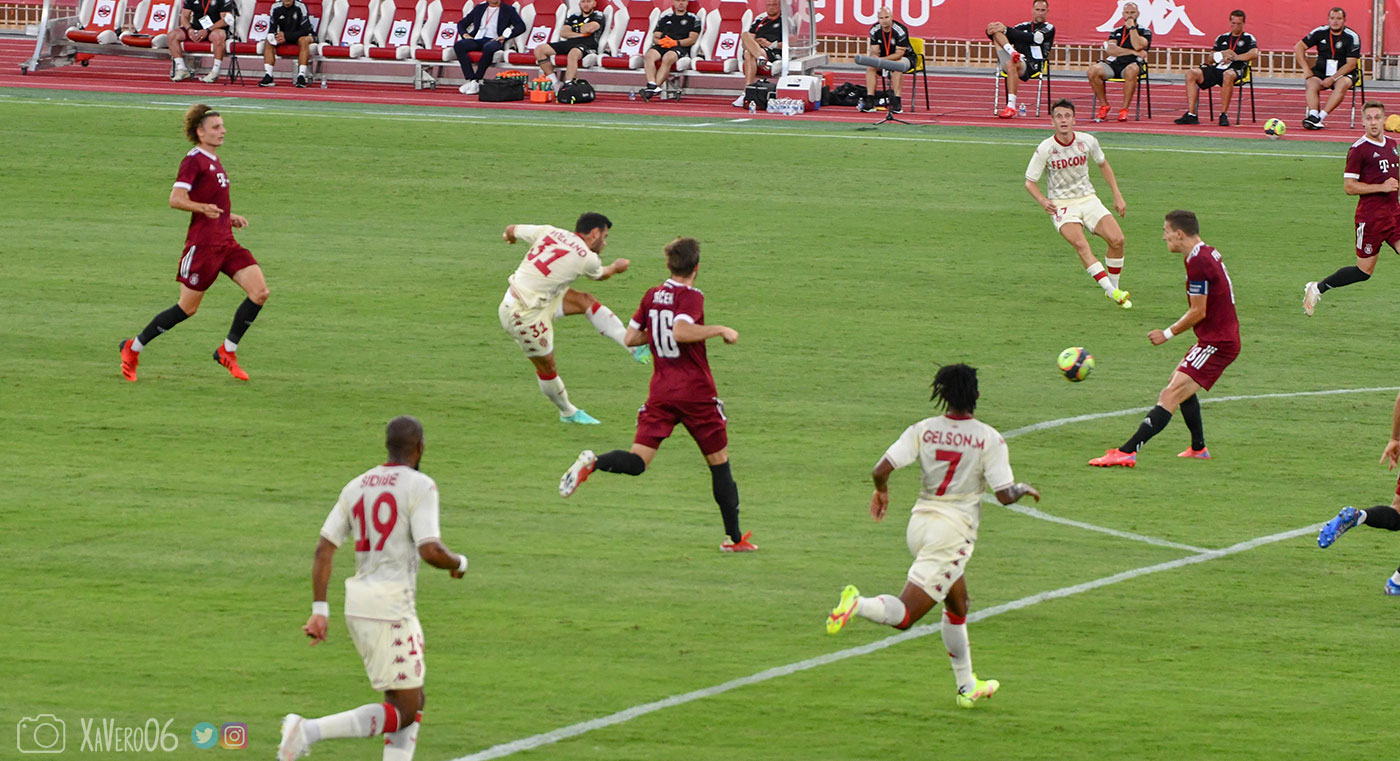 Frappe de Volland...