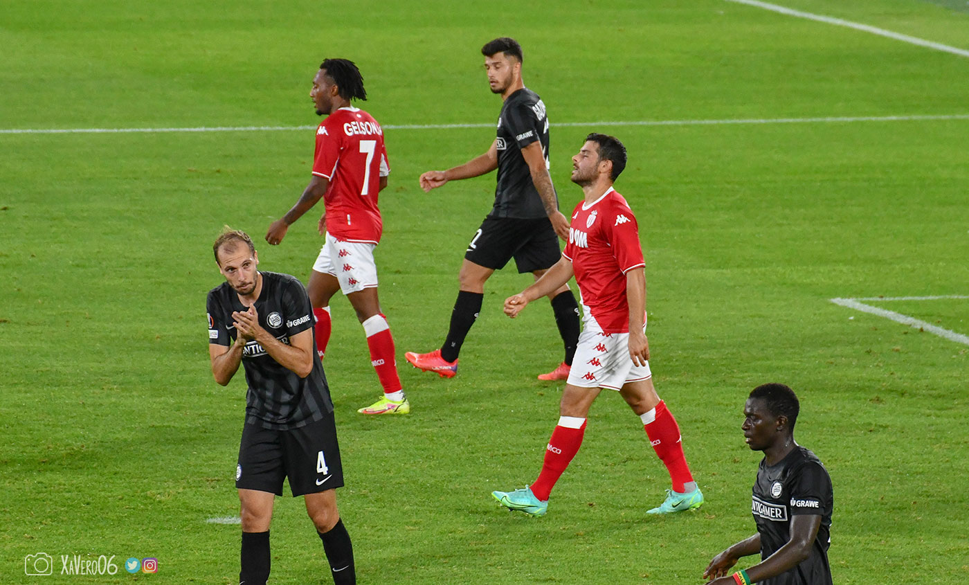 ...Volland n'en revient pas de son raté