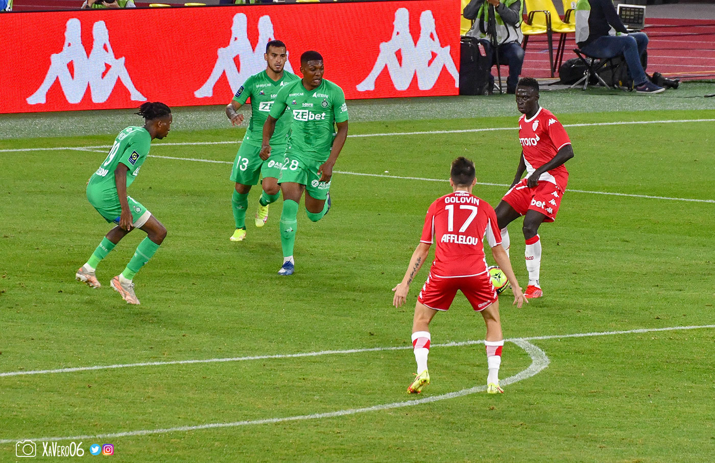 ...Diop lui a rendu le ballon...