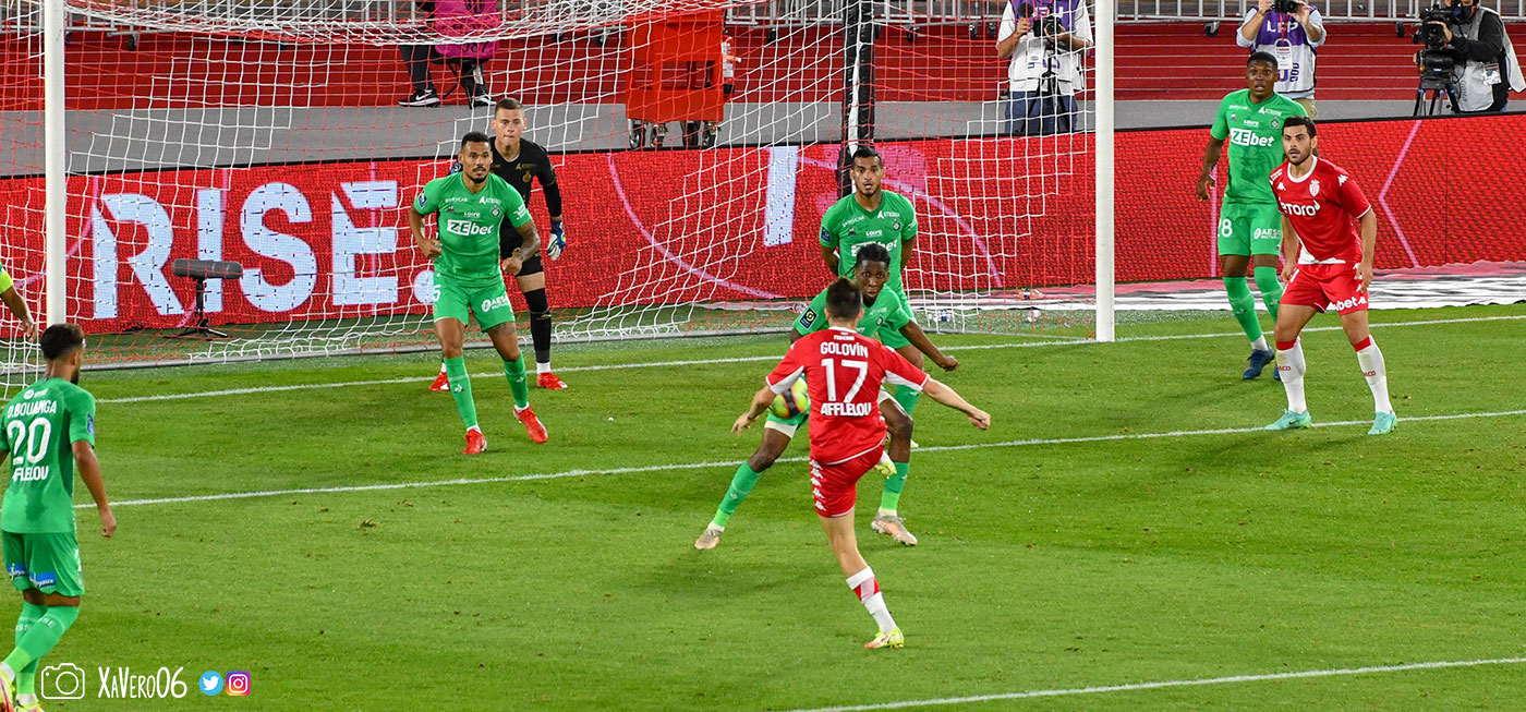 ...pour la volée de Golovin...