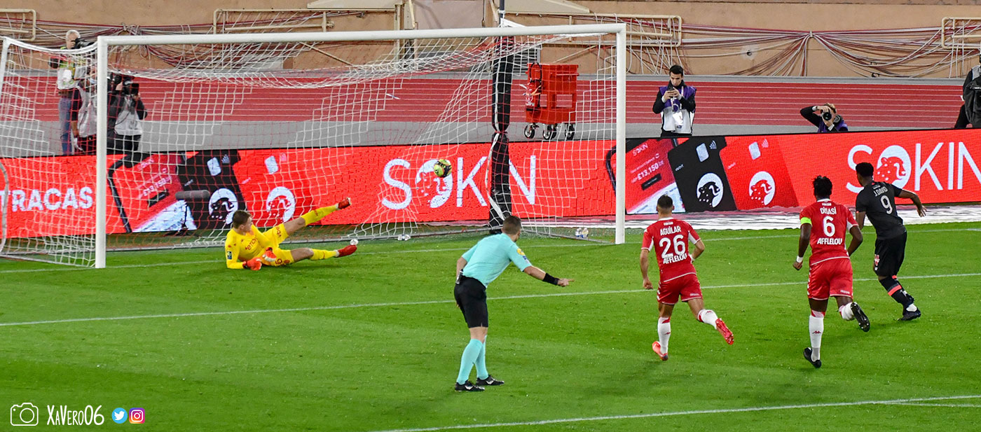 ...pour l'ouverture du score
