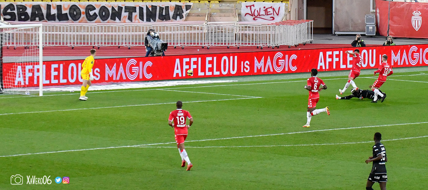 ...loin du cadre