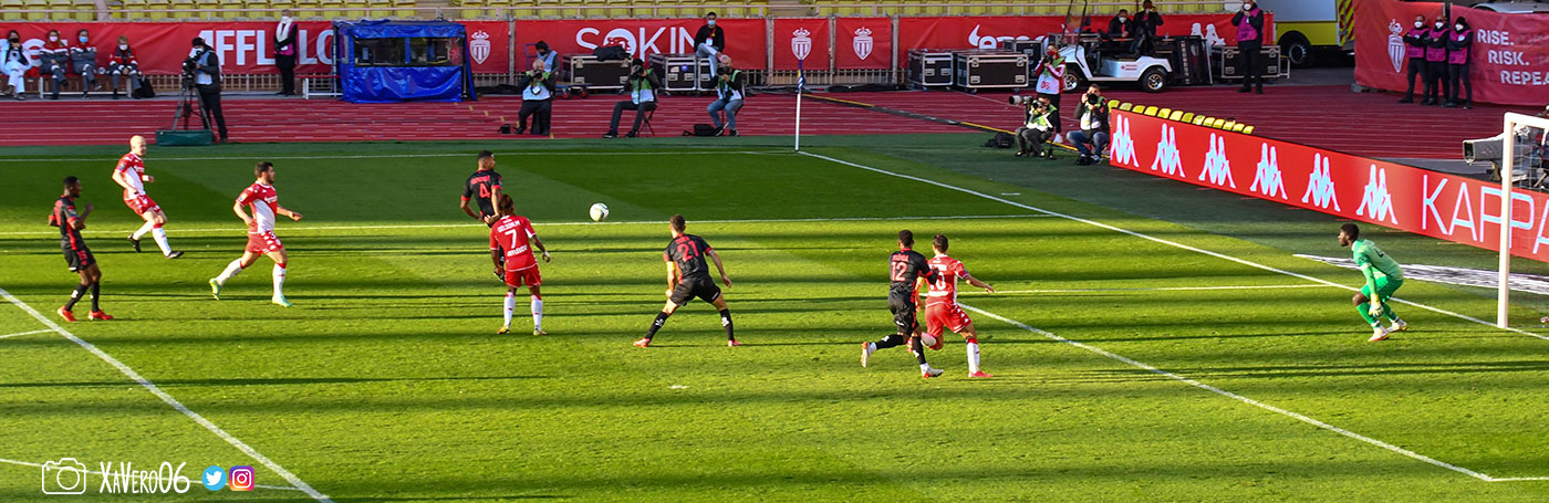 ...Ben Yedder est passé dans le dos de Nsimba...