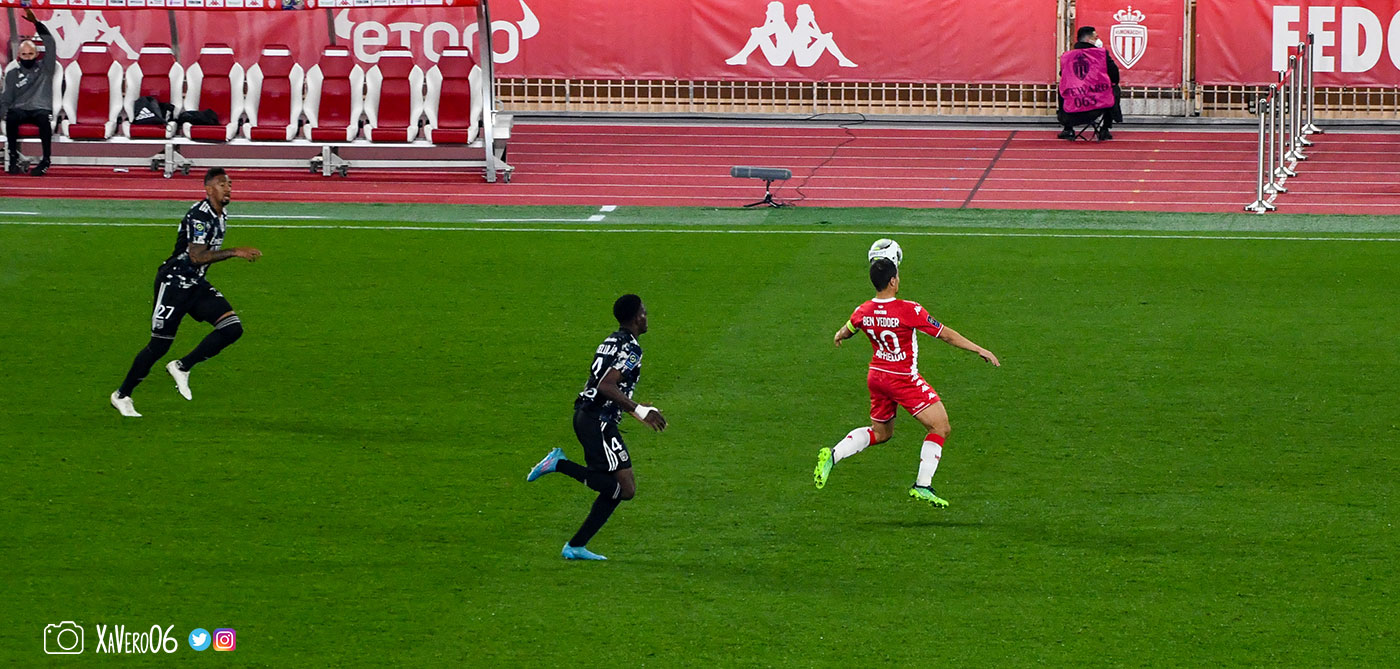...Volland a lancé Ben Yedder...