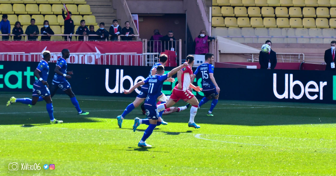 Centre de Ben Yedder qui glisse...