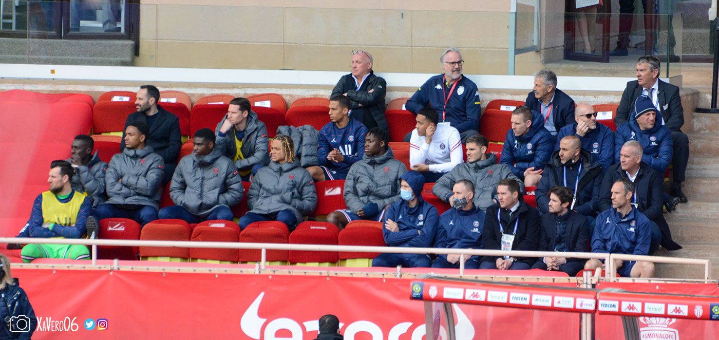 ...les remplaçants du PSG...