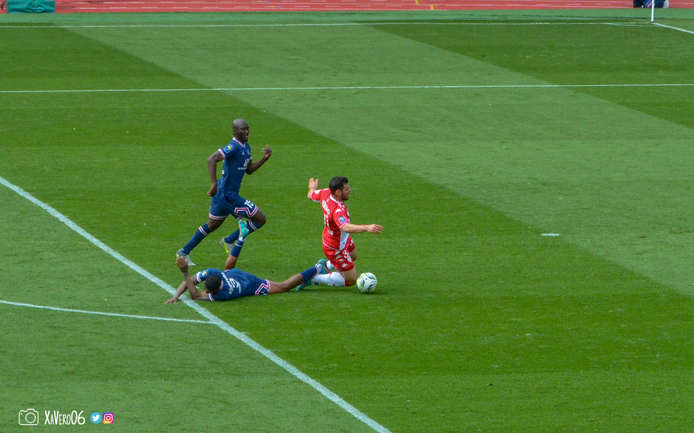 ...Volland tombe ...
