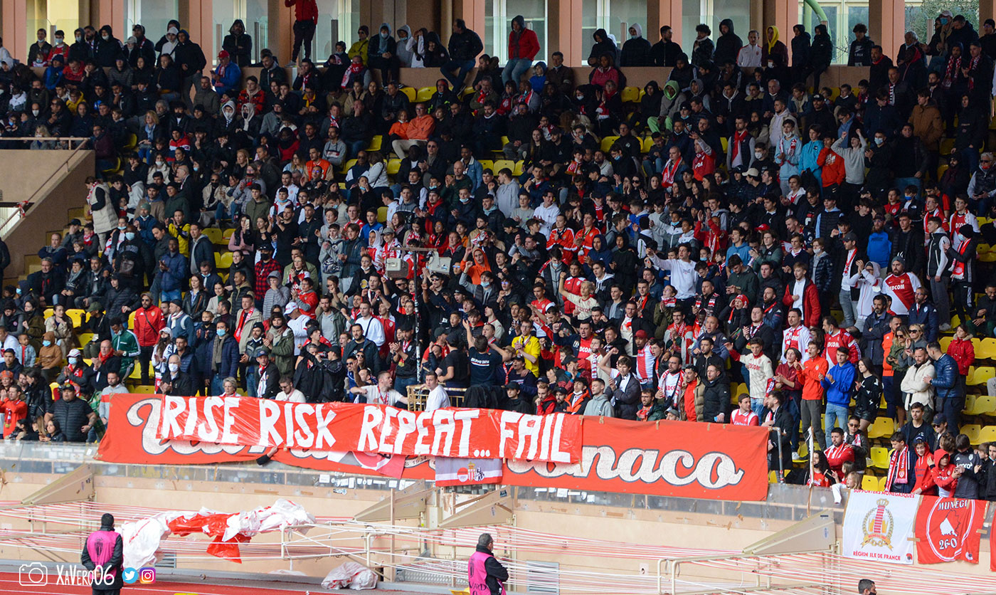 Dernière banderole des Ultras...