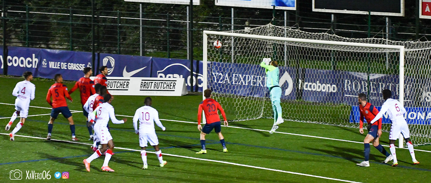 ...le ballon est rentrant...