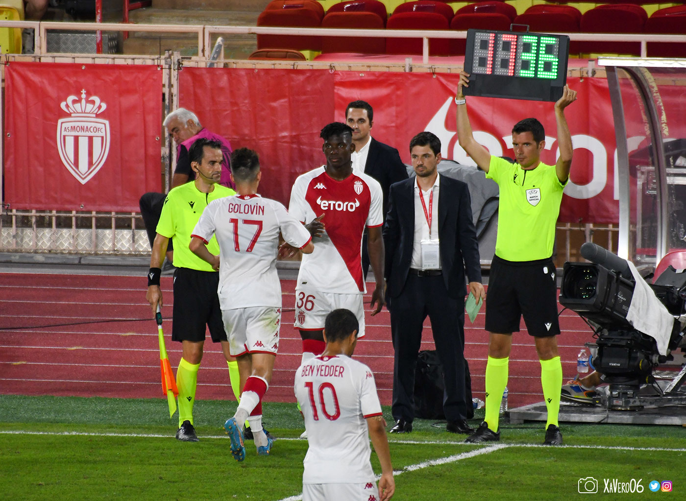 ...et Embolo remplace Golovin...